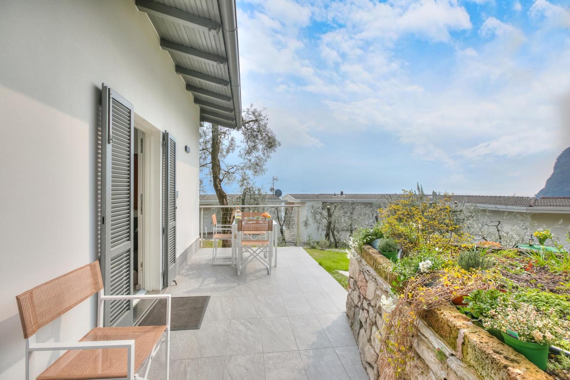 Relais Nanzello Garda Living 1 And 2 Villa Limone sul Garda Exterior foto